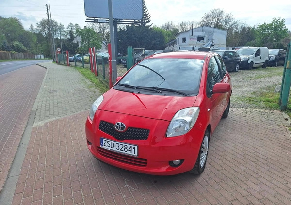 Toyota Yaris cena 11900 przebieg: 164000, rok produkcji 2008 z Działoszyce małe 137